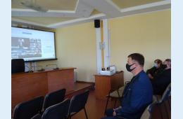 13.10.2021 Ремонт  дорог  Приморья обсудили с  жителями  | Администрация муниципального округа город Партизанск Приморского края Официальный сайт