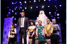 22.12.2023 Елка главы округа состоялась в главном учреждении культуры | Администрация муниципального округа город Партизанск Приморского края Официальный сайт