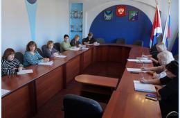 19.02.2024 На комиссии – о социальном контракте, трудоустройстве несовершеннолетних, заработной плате бюджетников | Администрация муниципального округа город Партизанск Приморского края Официальный сайт