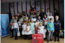 29.12.2023  Детишкам вручили желанные подарки | Администрация муниципального округа город Партизанск Приморского края Официальный сайт